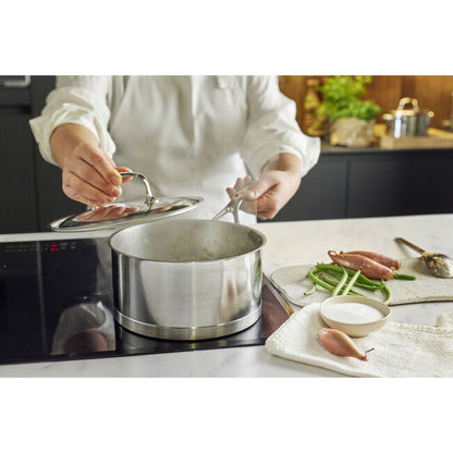 2.25 qt Sauce Pan With Lid, 18/10 Stainless Steel